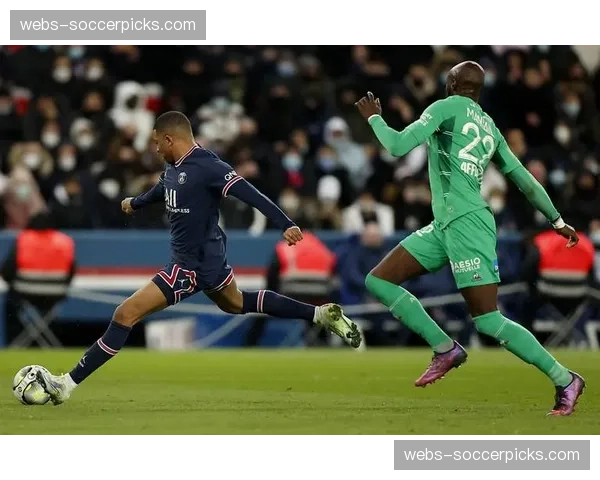 通讯:老将的坚持——记录第400次法甲出场的圣埃蒂安门将鲁菲尔 通讯:老将的坚持——记录第400次法甲出场的圣埃蒂安门将鲁菲尔