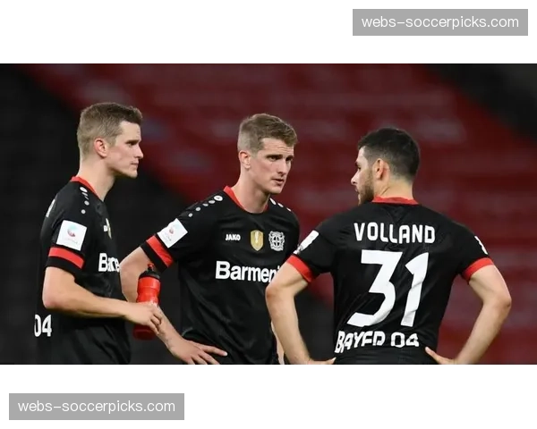 深度分析：勒沃库森四月场均控球率下降，为何进攻效率反升？